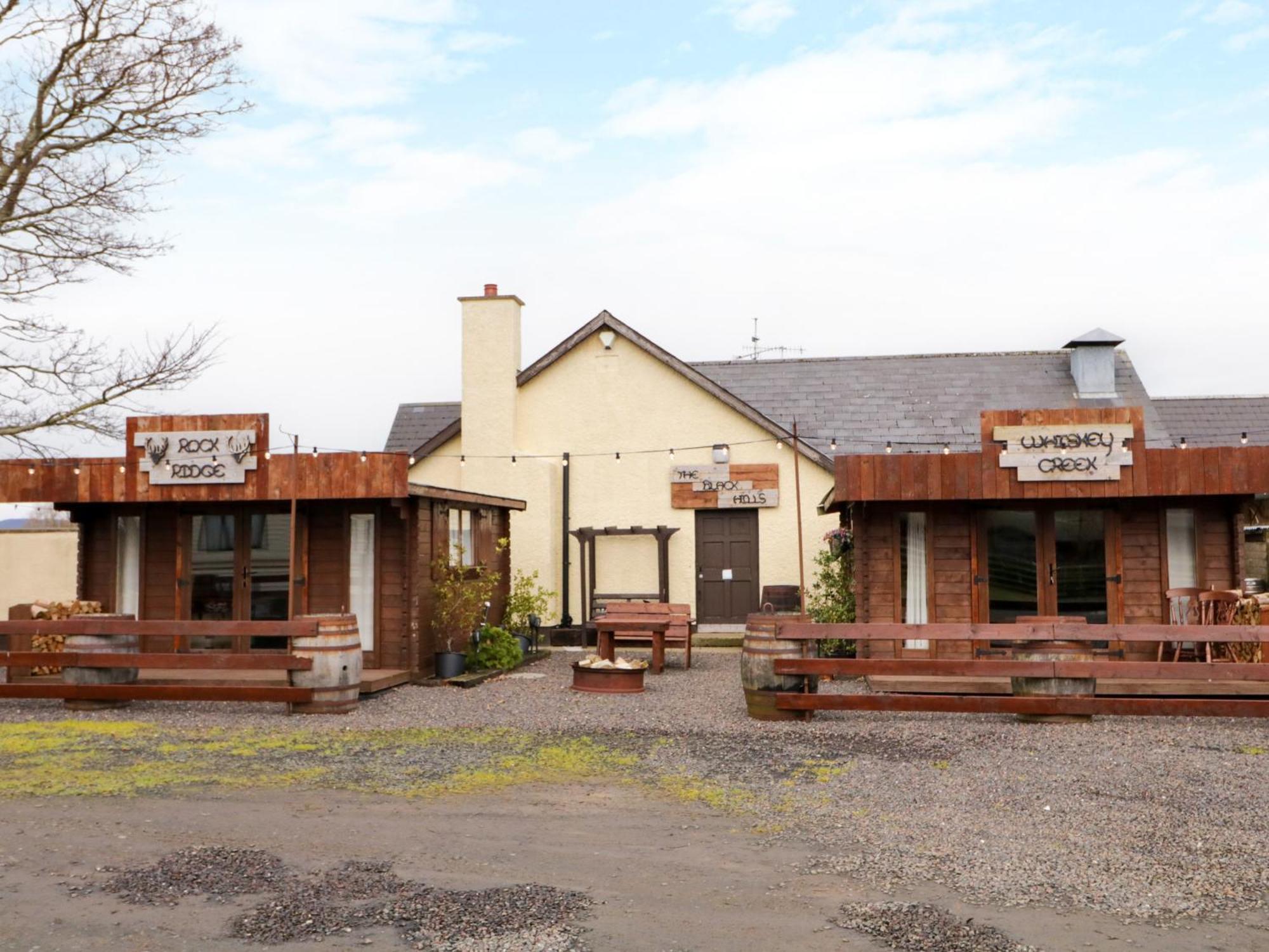 Apache Falls Lodge Limavady Esterno foto