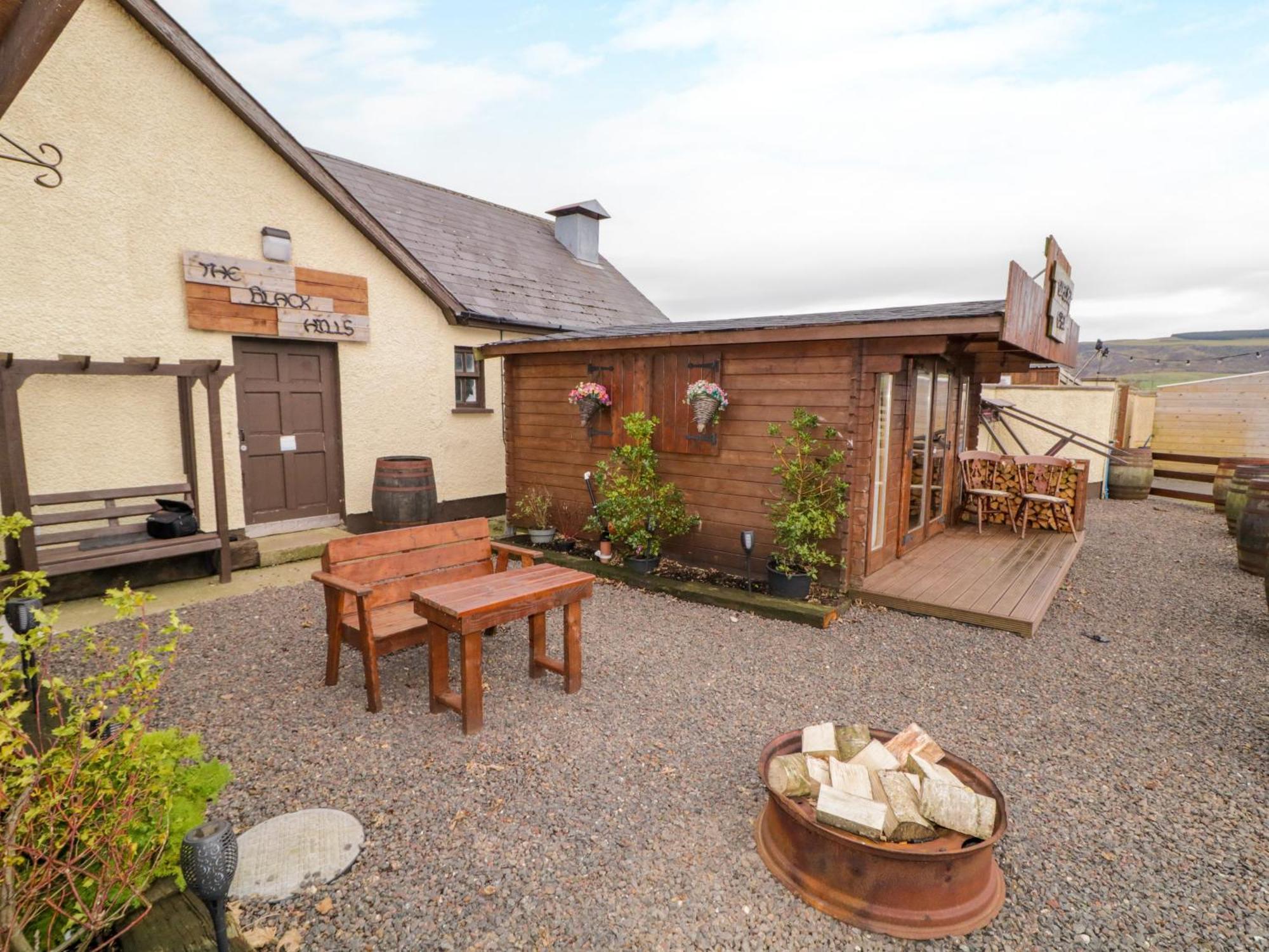 Apache Falls Lodge Limavady Esterno foto