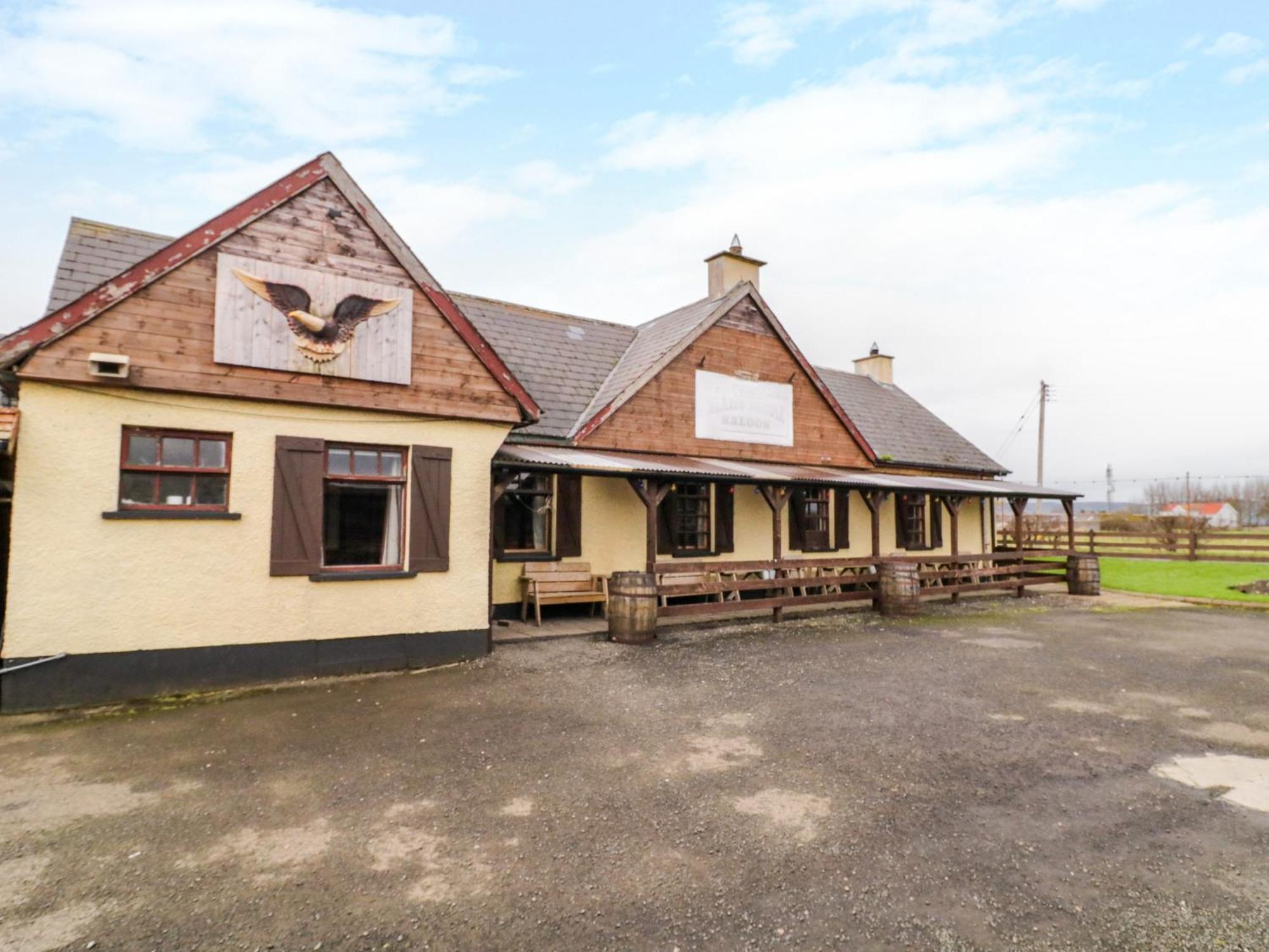 Apache Falls Lodge Limavady Esterno foto